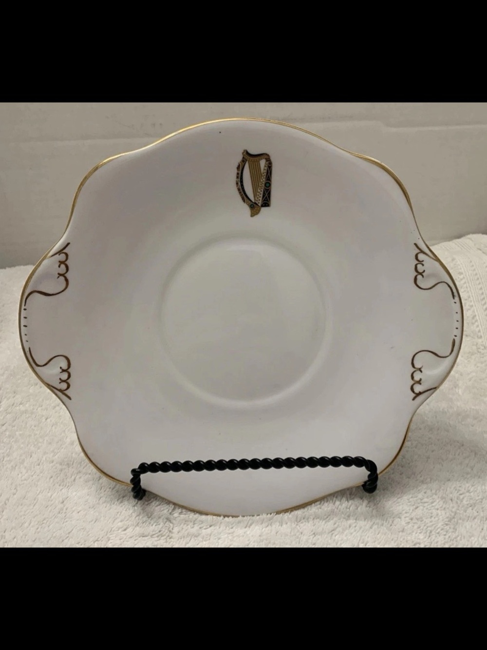 Vintage Royal Tara Fine Bone China Ireland Harp Plate Gold Trim 10” Irish Celtic